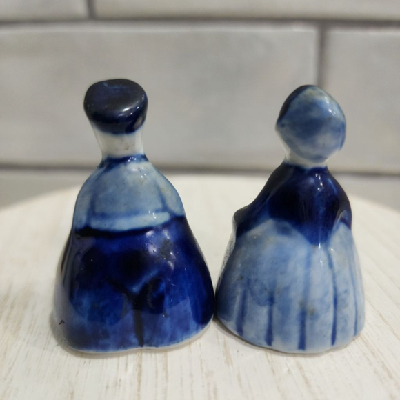 Blue and White Holland Minature Couple - Picture 2 of 3